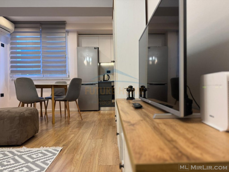 Shitet, Apartament 2+1, Rruga Mine Peza, Tiranë.
