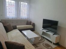 Banese me qira  Velani - Te Shkolla Iliria