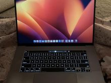 Macbook Pro (i9, 32GB, 1TB …)