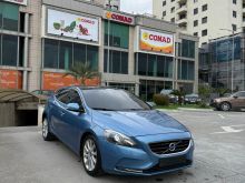 Volvo v40 naft Automatike
