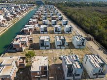 +355682429333 Shiten vila Turquoise Marina në Gjirin Lalzit