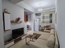 Apartament me qira ditore