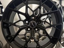 Fellne 17 inch. Golf mercedes. Audi pasat