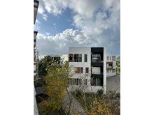 0686557720 SHITET APARTAMENT 2+1 TE GJIRI I LALZIT 170.000€