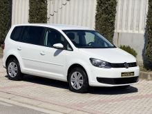 VOLKSWAGEN TOURAN 2.0 DIESEL. AUTOMATIKE 2013