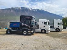 SCANIA R 560