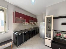 Jepet me qira apartament 2+1 me pamje deti ,Plazh Stacioni i