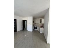 0694801150 Apartament 2+1+2 Me Qira në Qendrën e Durrësit