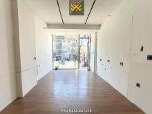 Lokal 30m² + 14m² me #QIRA në Ulpianë