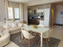 SHITET APARTAMENT 3+1 DURRES