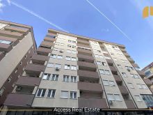Banesë në SHITJE me FLETË POSEDUESE – 2 dhoma gjumi + garazh