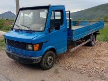 Kamioncin Benz  410D