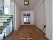 Shtëpi 244m² për #SHITJE në Marigona Hill