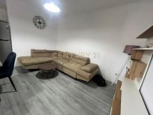 0677157705 JEPET ME QIRA 1+1 PRANE MUZEUMIT DURRES !