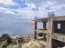 SHITET GODINË 2 KATESHE + TRUALL NË SARANDË