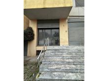 0677157705 Njësi komerciale për qira pranë Spitalit Rajonal