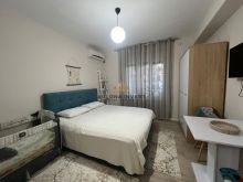 STUDIO ME QERA AFATGJATË – COLE,VLORE