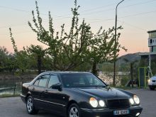 Shitetmercedez benz E 220 cdi