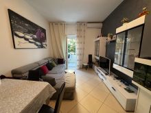 Shitet apartament 2+1