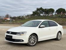 OKAZIONN VOLKSWAGEN JETTA 1.6 NAFTE AUTOMAT 2012
