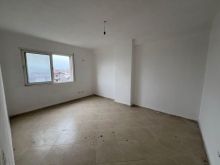 Shitet Aparatament 2+1+2 Lagjja 18 Durres