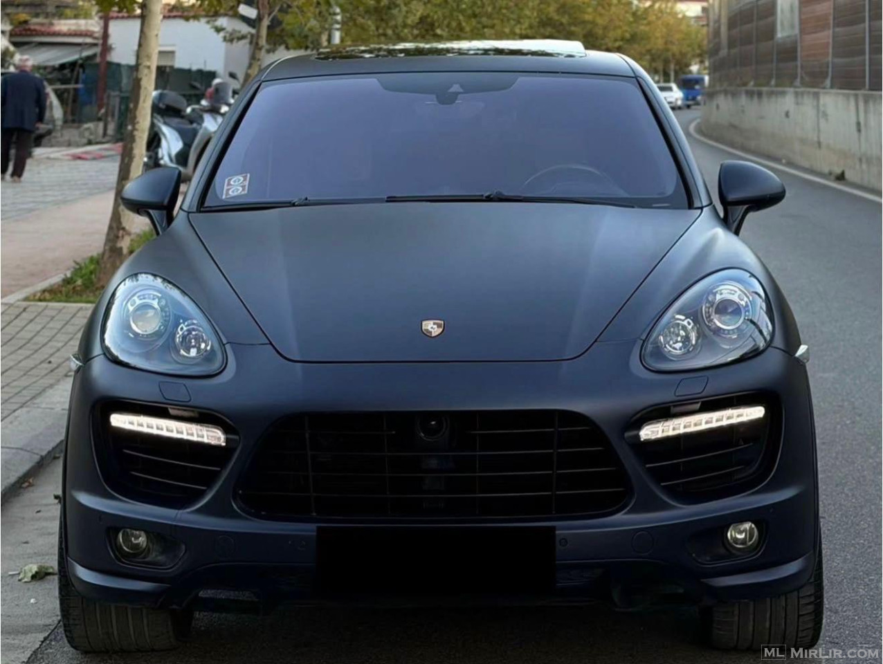 Porsche cayenne gts