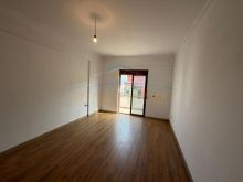 0697048062 SHITET APARTAMENT 1+1 PLAZH HEKURUDHA