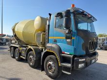 ASTRA HD9 84.48-80 with CIFA concrete mixer