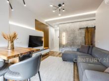 0684394200 Apartament luksoz 2+1 Me Qira në Qender Durrës