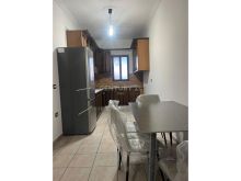 Jepet me qera apartament 2+1, ne zonen e ish kenetes, Durres