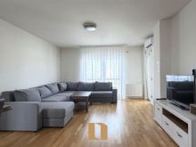 BANESË ME QIRA NË BREGUN E DIELLIT – 96M²
