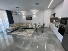 Shitet apartament 1+1, San Pietro, Gjiri i Lalzit.