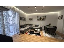 JEPET APARTAMENT ME QERA 2+1+DEPO NE QENDER TE DURRESIT !