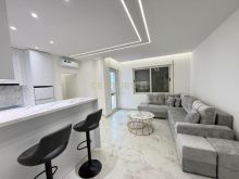 0677157705 Shitet Apartament 1+1, prane Miami 2, Golem !