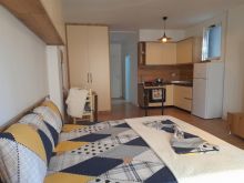 Qera, Garsoniere, 21 Dhjetori –Pas Hotel Mondial 