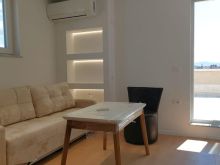 APARTAMENT ME QERA 1+1 STACIONI TRENIT 50.000 LEKE