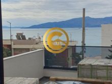Apartament 2+1 në shitje në Sarandë  | Pamje nga det