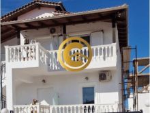 Vilë në shitje në Ksamil, 9 dhoma Ideale për hotel