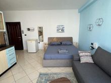 STUDIO ME QERA AFATGJATË – PORTI,VLORE