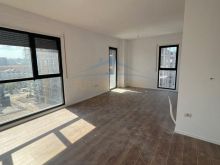 1 Shitet, Apartament 2+1+2+ Post Parkim, Rruga Sadik Petrela