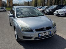 Shitet ford focus 2004 gas / benzine