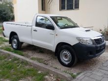 TOYOTA HILUX 4×2