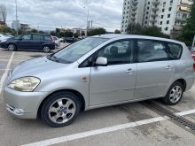 Toyota Avensis Verso