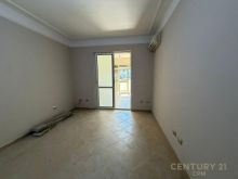 Apartament 2+1 Per Shitje Te Rr. Kavajes!