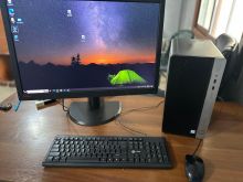 HP i7 (Gjenerata 7)  8GB RAM / 256GB SSD +monitor i komplet