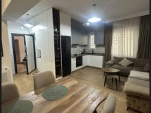 APARTAMENT ME QERA 2+1 PAZARI RI 100.000 LEKE FH-69182