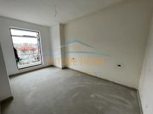 Shitet, Apartament 1+1, Rruga Babë Rexha, Tiranë.
