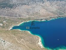 SHITET TOKË 1500m² vije e pare në Porto Palermo