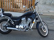 She\'s Suzuki Intruder 800cc