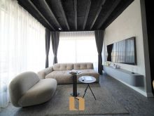 PENTHOUSE ME QIRA NË QENDËR TË PRISHTINËS – SHESH 100m²